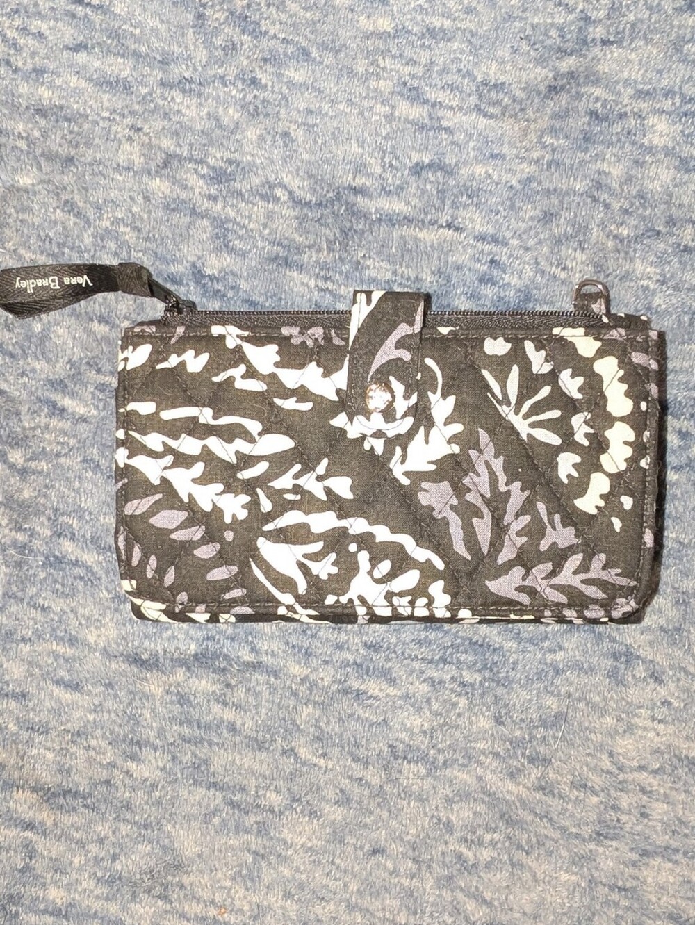 Vera Bradley Chandelier Black RFID Floral Quilted Wallet - Picture 3 of 6